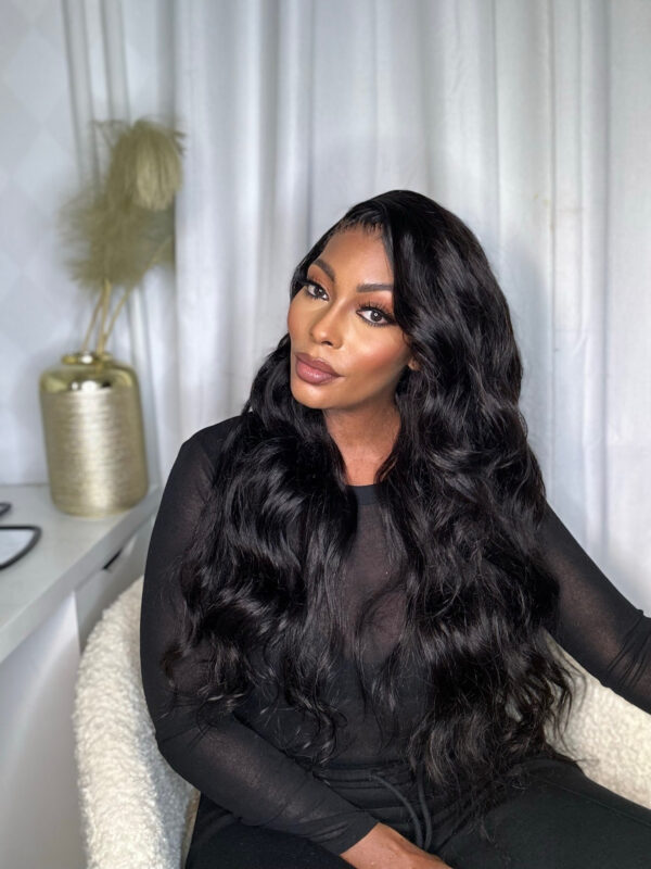 Naima Lacefrontal Wig - Image 4